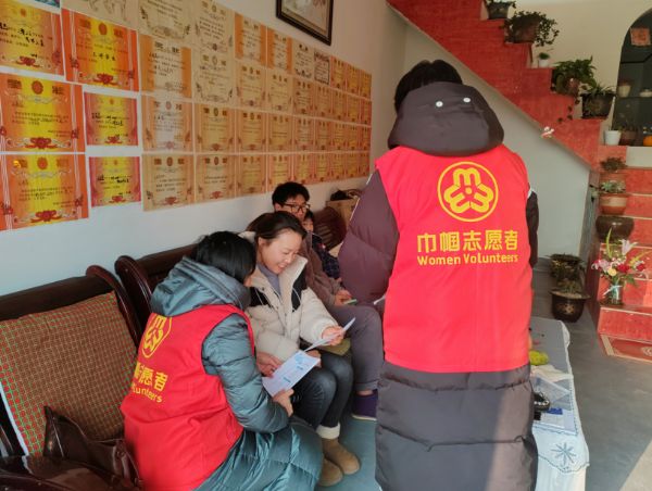 桐城市｜双港镇妇联：开展“安全宣传进家庭”活动