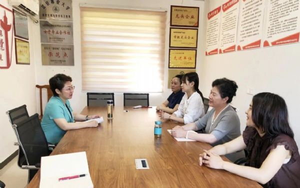 金秋明走访调研市女企协会员企业