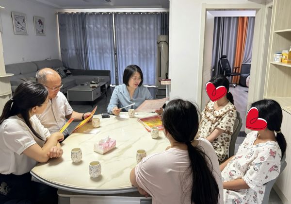 �����и���������ǡ���ϯ���縰��������и�Ů��ͯ�����߿�չ���������衱��Թذ��ж�